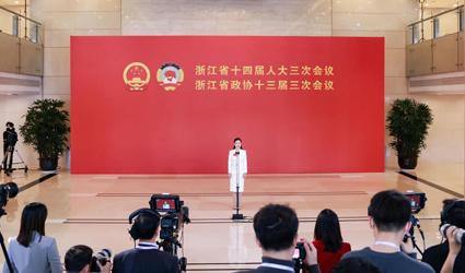 “代表通道”集中采访